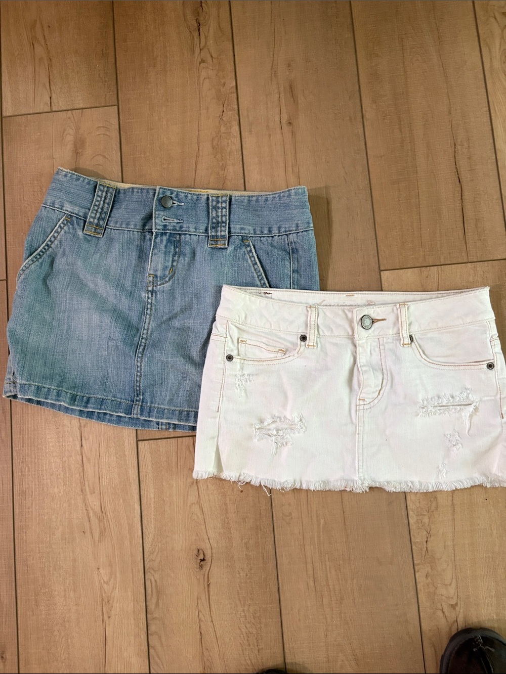 Women’s Denim Skirt Set - Light Blue & White